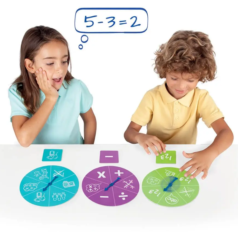 Giochi didattici matematica: bambini che giocano con delle ruote